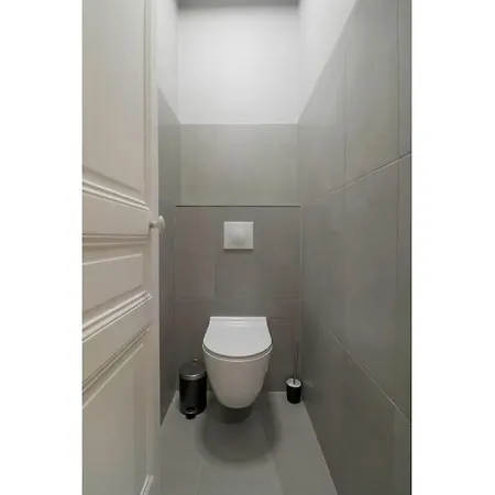 4pers#1bedroom#victor Hugo#arc De Triomphe Paříž